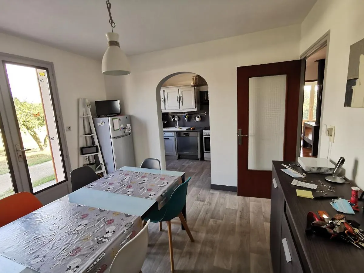 Holiday home Gite De L'Aviateur Saint-Jean-sur-Reyssouze