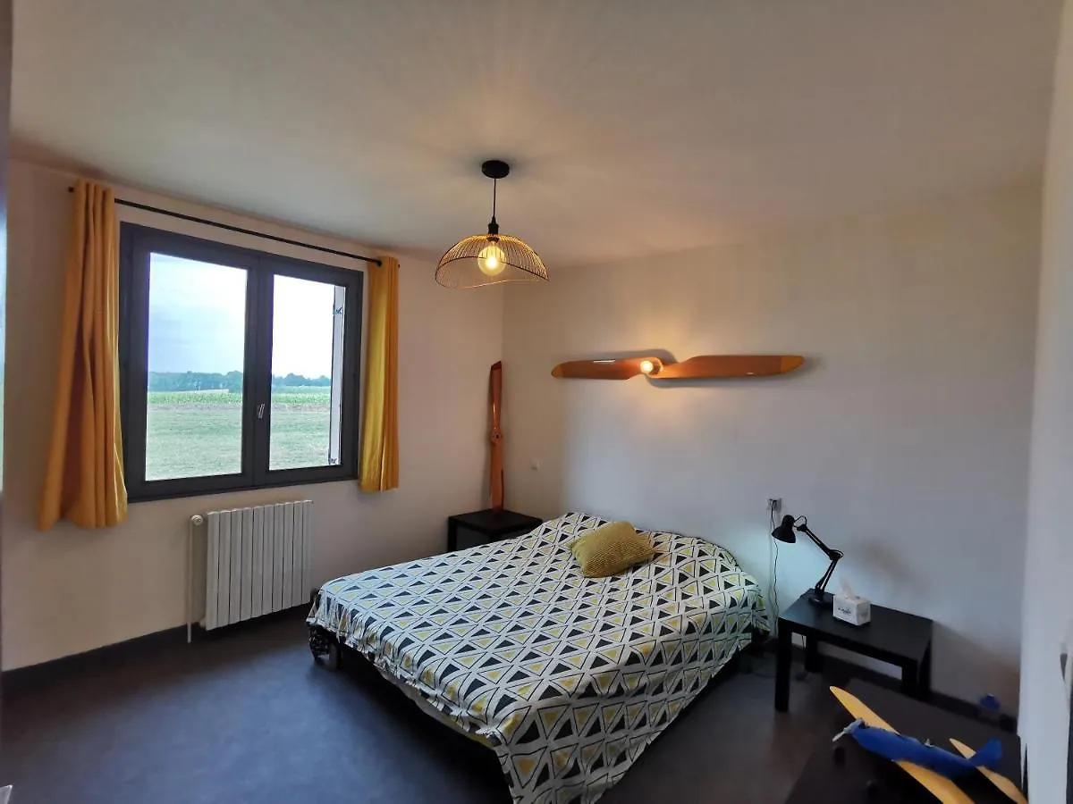 Gite De L'Aviateur Saint-Jean-sur-Reyssouze Holiday home